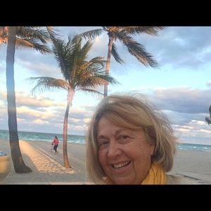 Meet your Posher, Beverly