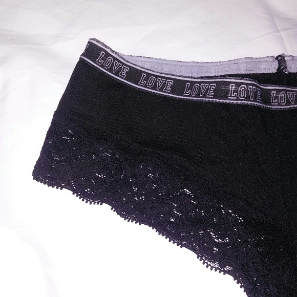 RUE 21 BLACK LACE PANTIES - Picture 2 of 4