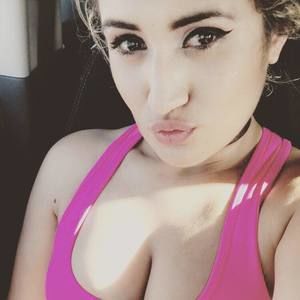 Meet your Posher, Rocio