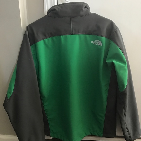 Men's North Face Jacket - Picture 2 of 2