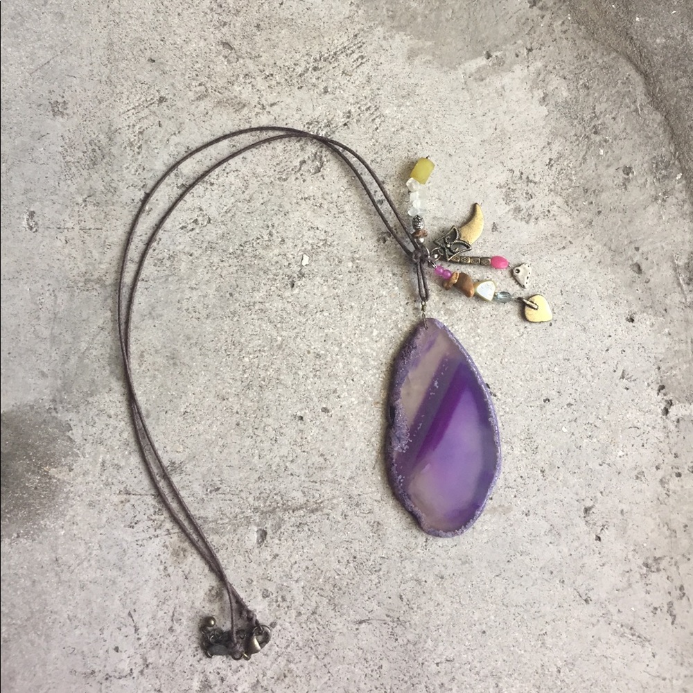 AOE Long necklace geode slice pendant ‼️