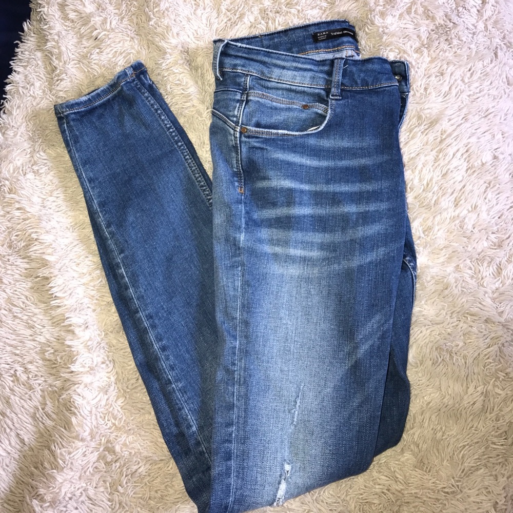 ZARA SKINNY JEANS