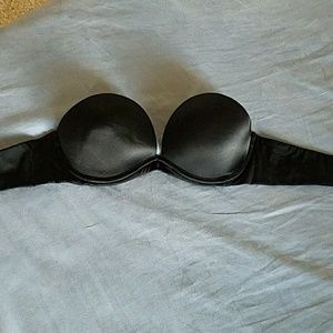 Strapless bra