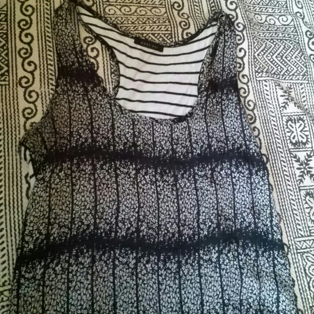 Never worn, boho,super soft black & white tank top