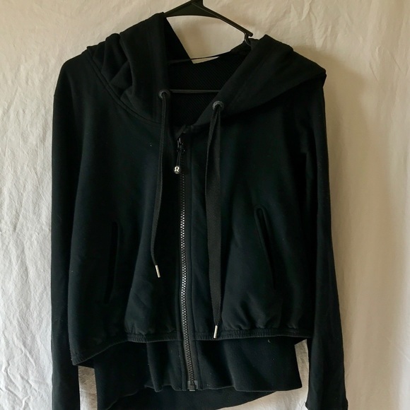 lululemon athletica Tops - LULU LEMON BLACK ZIP UP HOODIE RARE STYLE