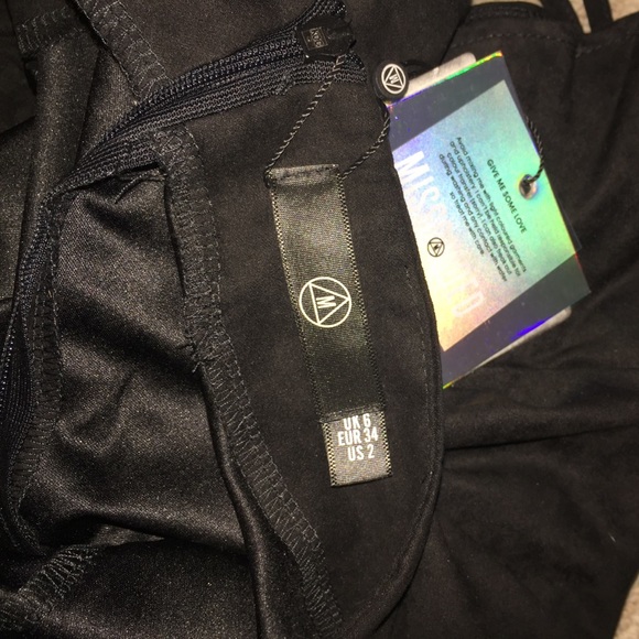 Black faux suede shorts - Picture 5 of 5