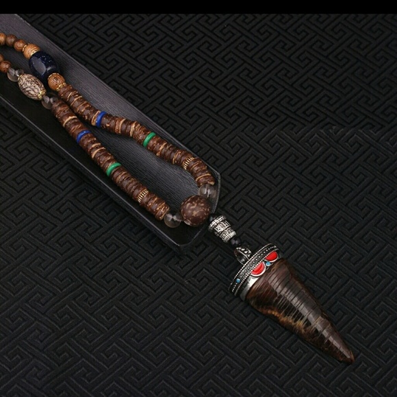 Ox Horn peace necklace - Picture 2 of 3