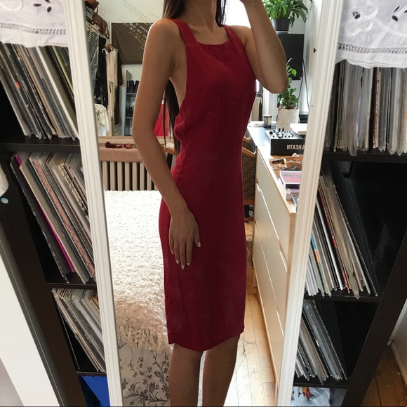 ❌SOLD❌ Reformation Chloe Red Crisscross Dress 2 - Picture 8 of 8