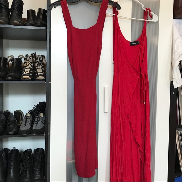 ❌SOLD❌ Reformation Chloe Red Crisscross Dress 2 - Picture 5 of 8