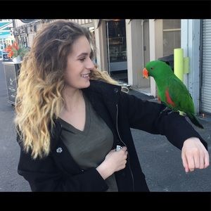 Meet your Posher, Alawna