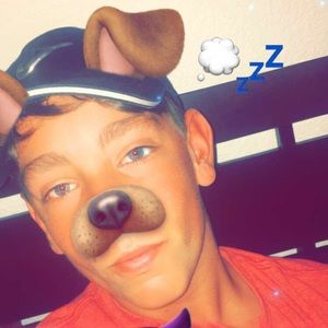 Meet your Posher, Dominic