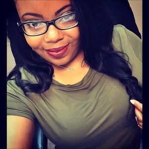 Meet your Posher, Priscilla