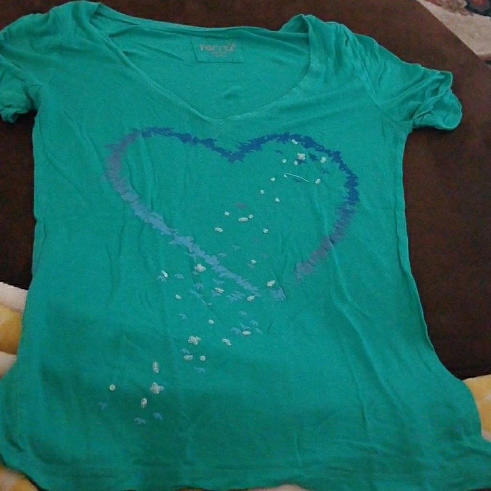 green/teal v neck with heart shirt