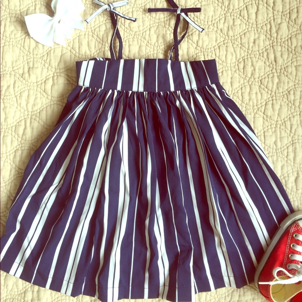 NWT Old Navy 18-24 MOS Blue&White Striped Dress