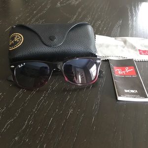 Polarized Ray ban "New Wayfarer" deep maroon color
