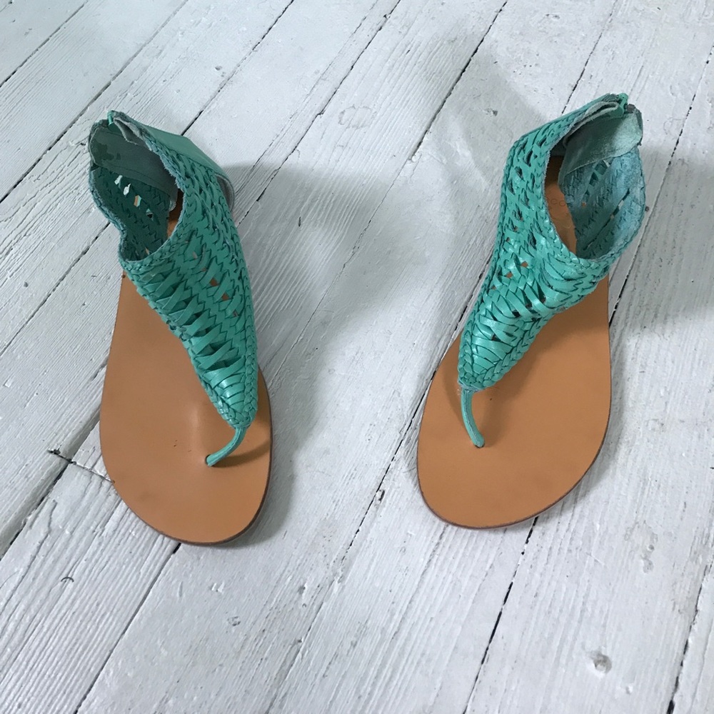 Ecote teal leather sandal size 6