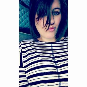 Meet your Posher, Lacie