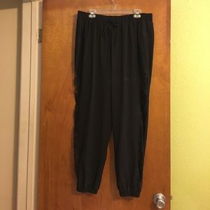 Woven black pants