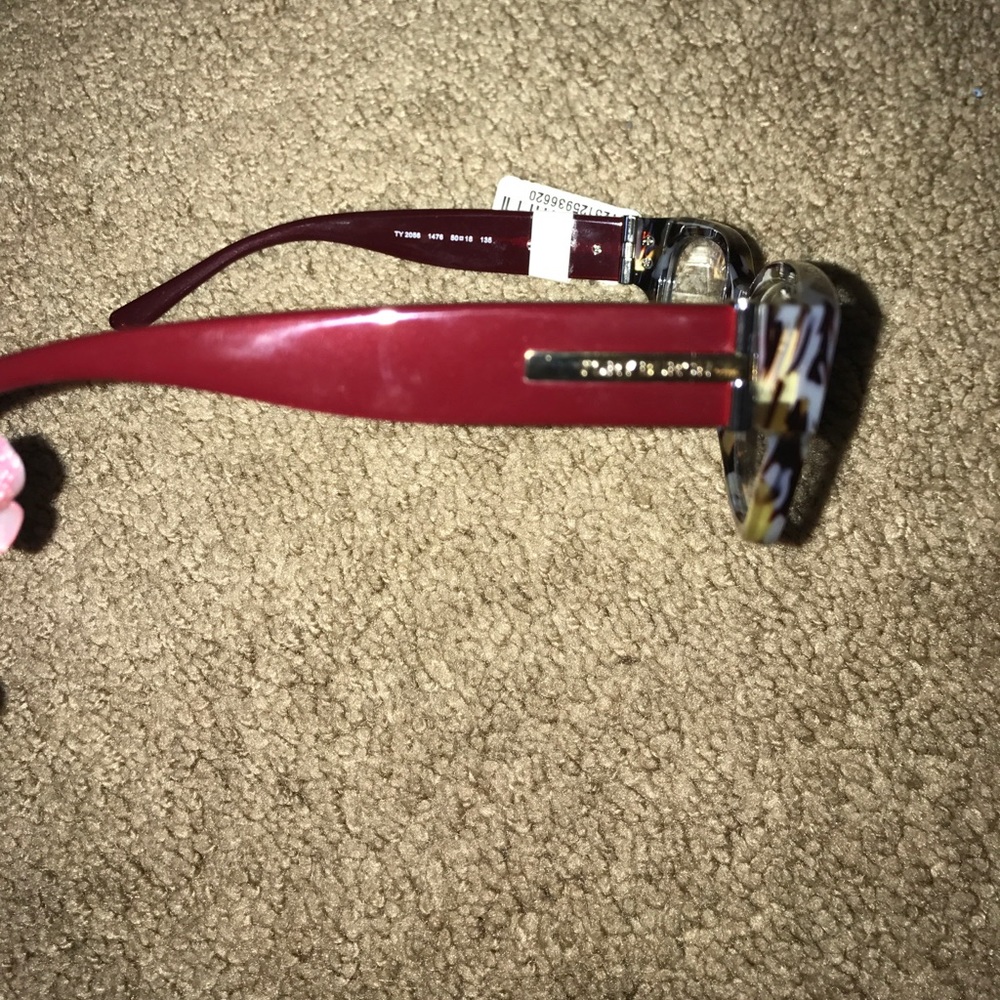 BRAND NEW eyeglasses.