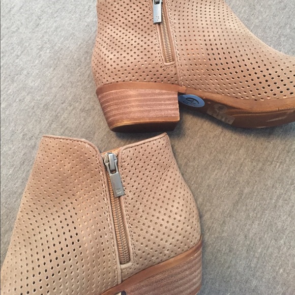 Lucky Brans Basel 3 perforated bootie - Picture 3 of 5