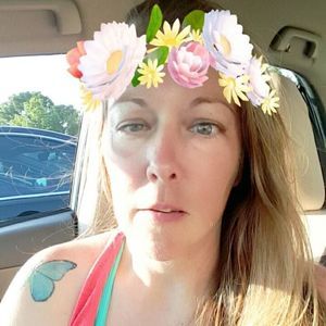 Meet your Posher, Jenny