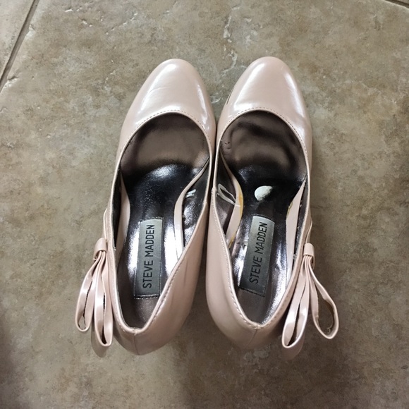 Shoes - Picture 5 of 5