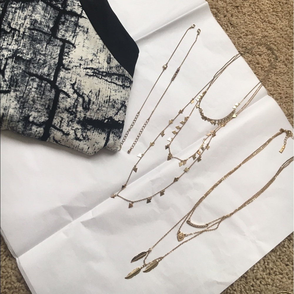 *MOVING SALE*BUY NOW* Necklace/Anklet/Bracelet Set