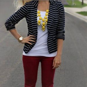 Yellow bubble necklace.