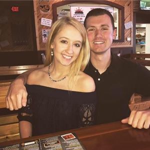 Meet your Posher, Katelyn