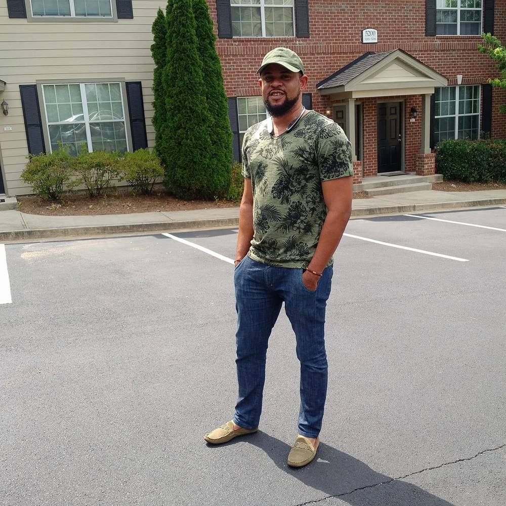 Meet your Posher, Davis