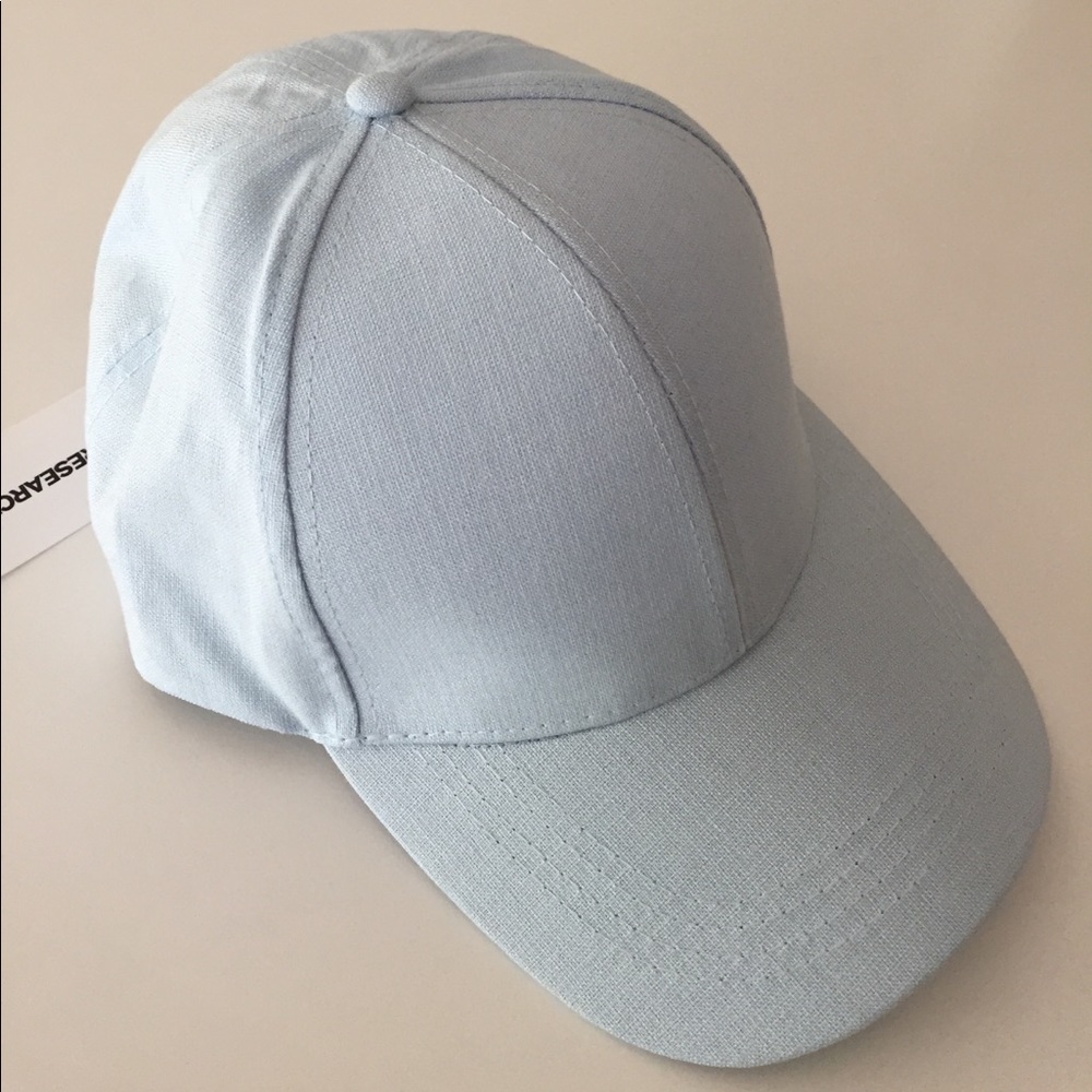NWT! Never worn! Stylish cap