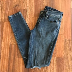 Levi's Demi curve skinny jeans size 25