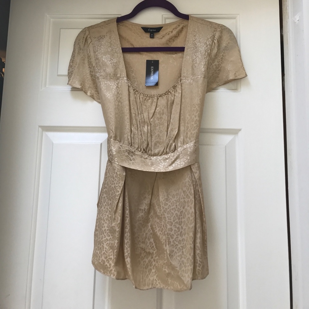 Express Tie Back Shirt