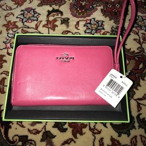 BRAND NEW coach wristlet