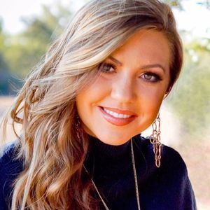 Meet your Posher, Roxi