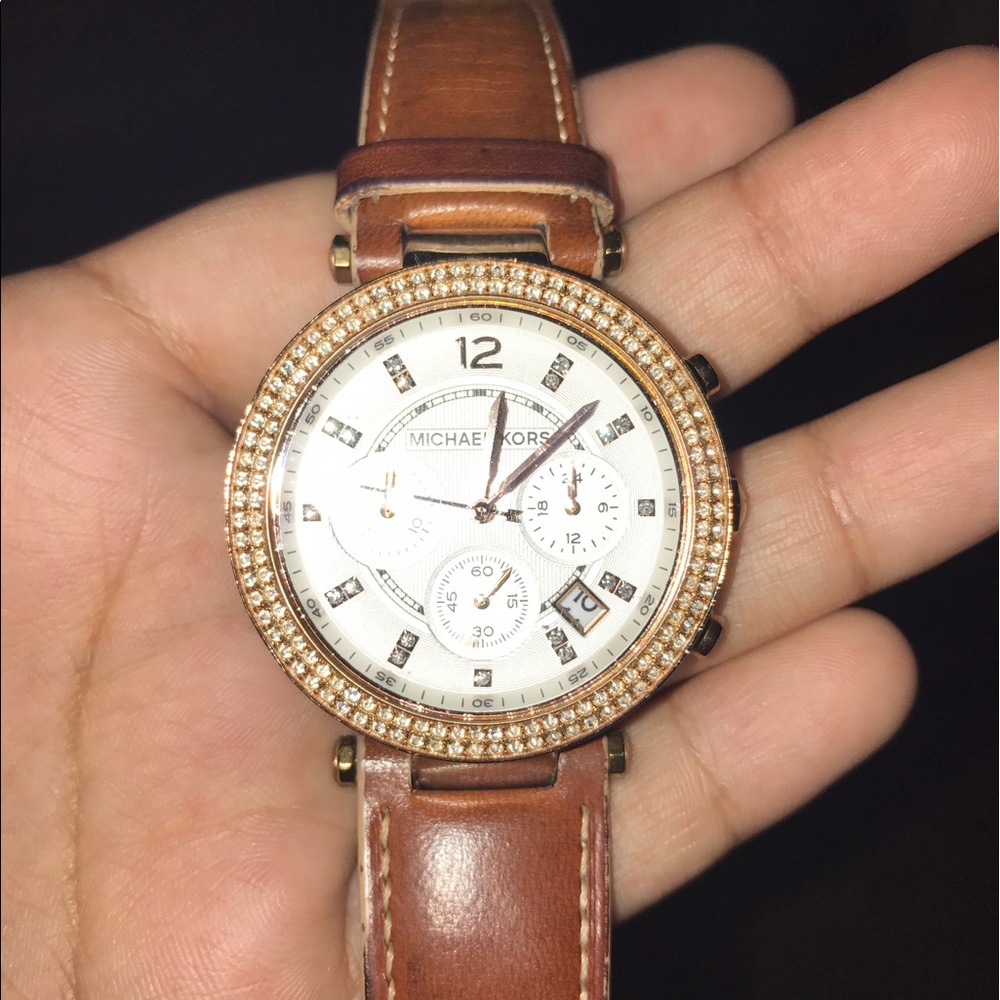 Micheal Kors leather band watch