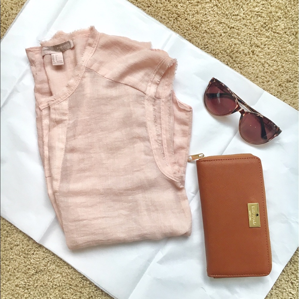 *MOVING SALE*BUY NOW* Blush Pink Casual Top