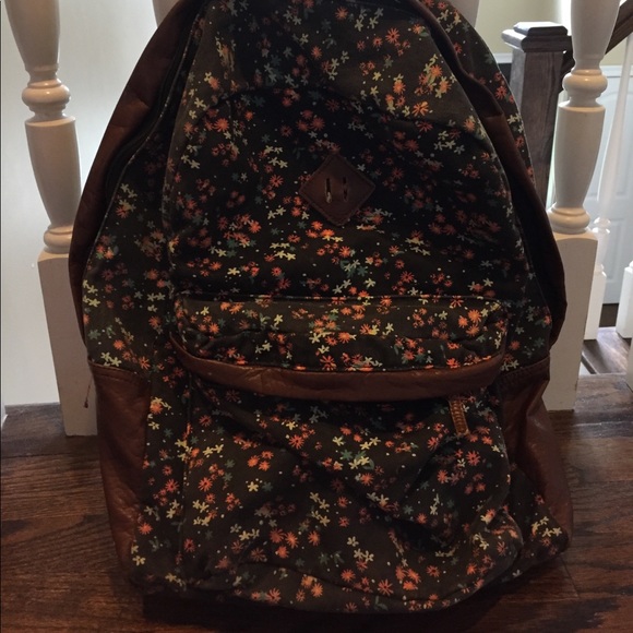 Empyre Floral Backpack - Picture 1 of 7