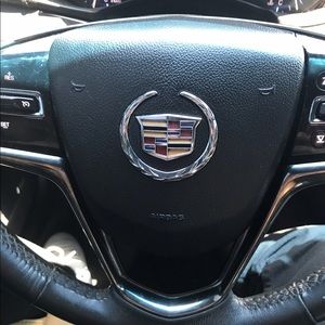 Meet your Posher, Luis