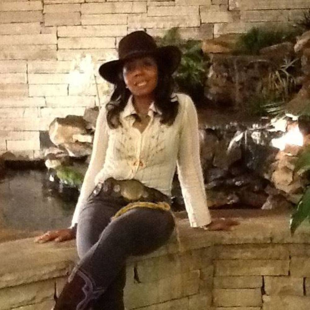 Meet your Posher, Sherri