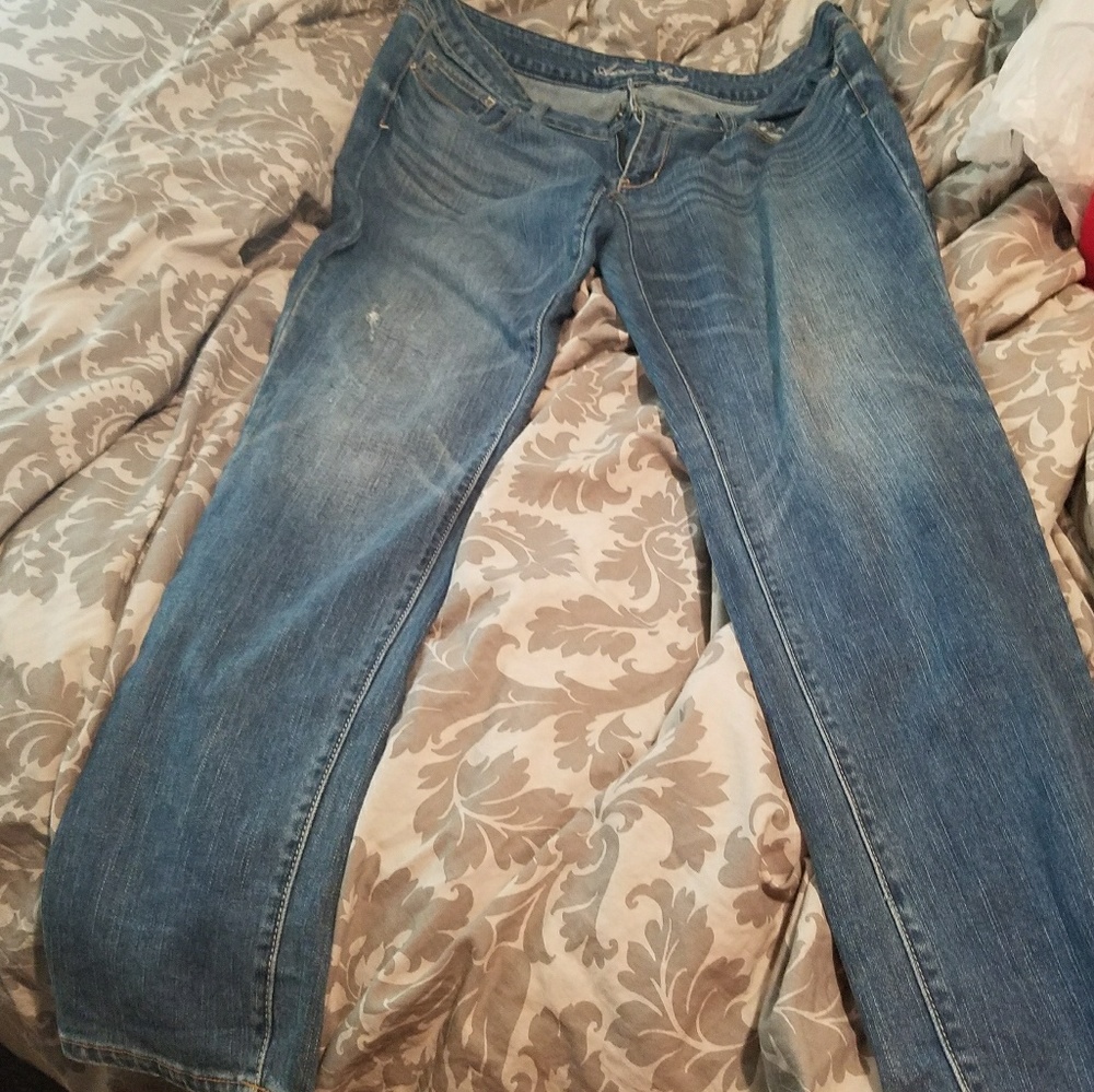 American Eagle skinny jeans
