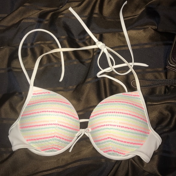 Victoria's Secret Other - Push-Up Bikini Top by VS