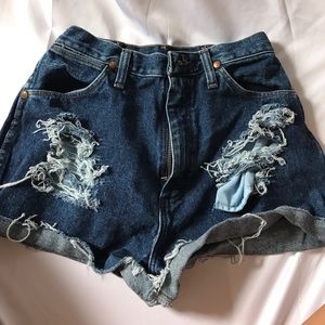 VINTAGE wrangler jean shorts
