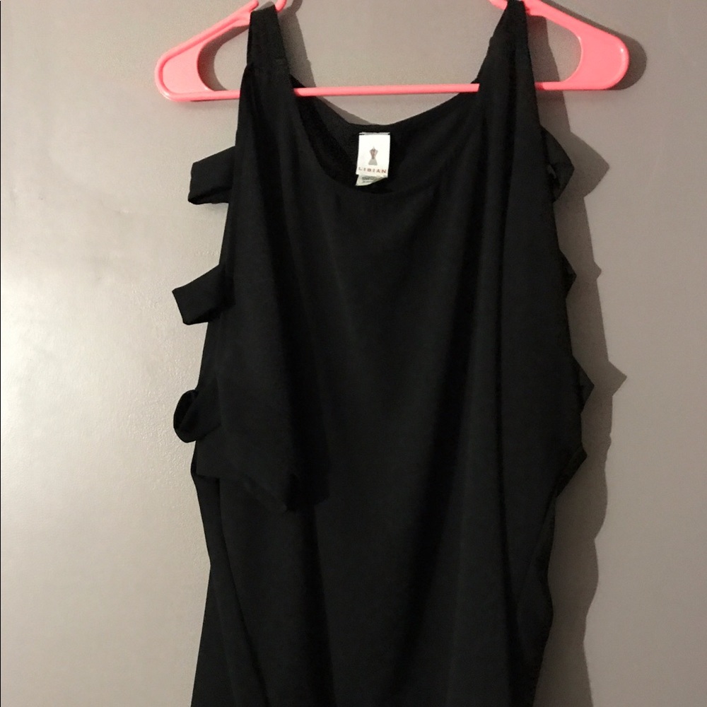 Black blouse with cutout sleeves never worn