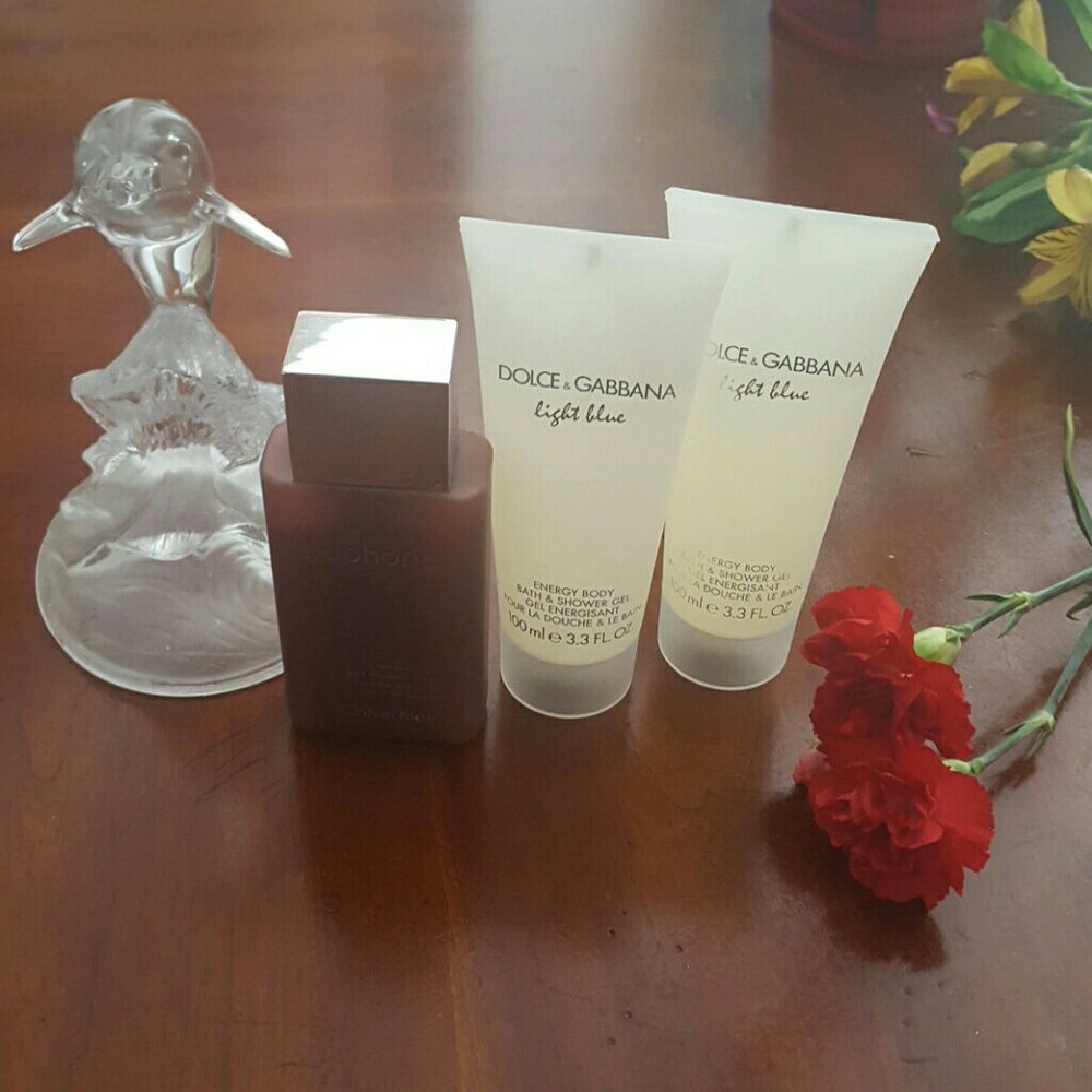 Calvin klein body bath and shower gel and creme