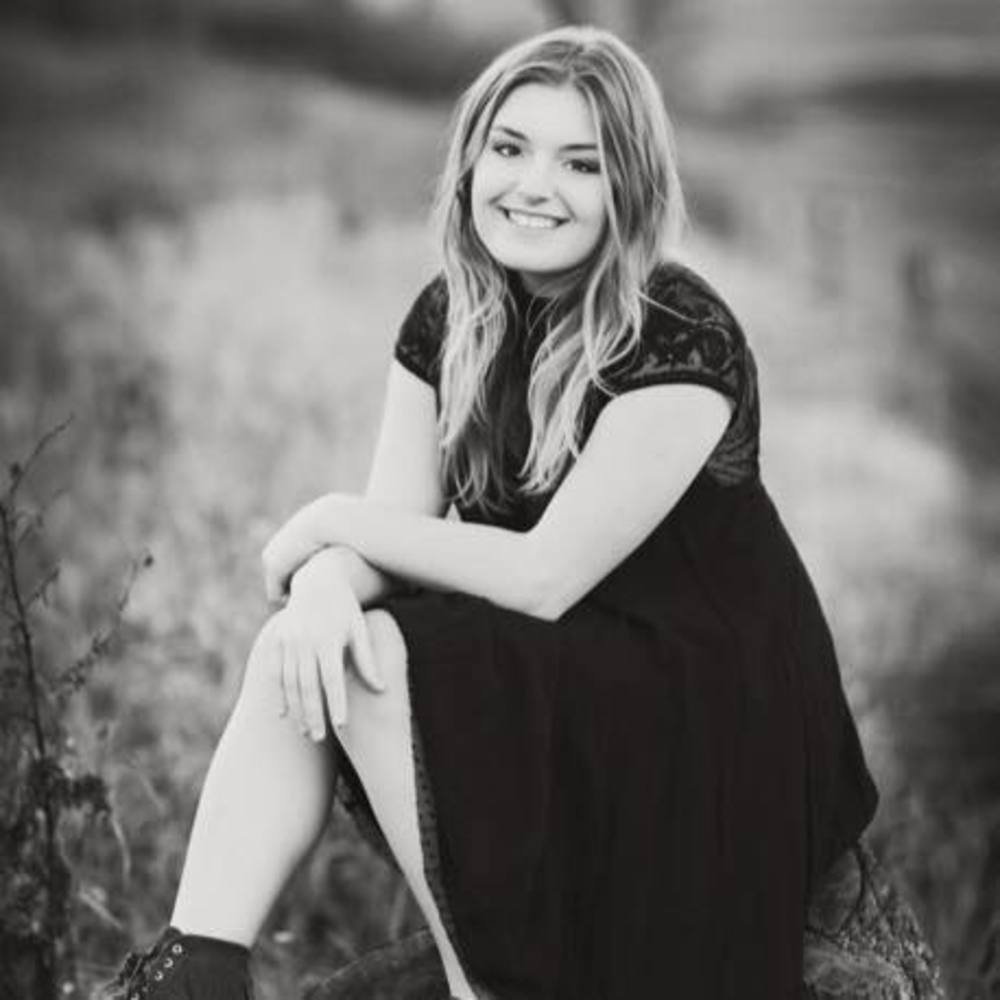 Meet your Posher, Sophia