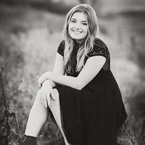 Meet your Posher, Sophia