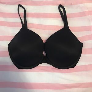 NWOT Pink Victoria Secret 32dd Bra!!
