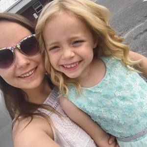 Meet your Posher, Cindy