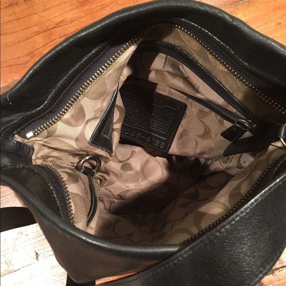 Coach Excellent Condition Black Hobo silver tag - Picture 2 of 4